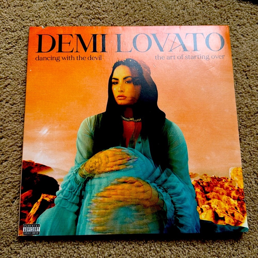 Demi Lovato: DWTDTAOSO Vinyl